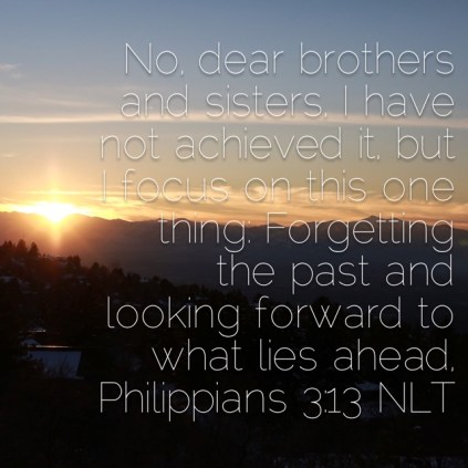 Refocus verse image